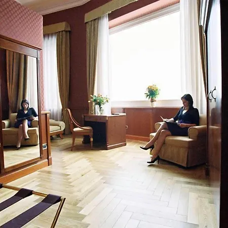 Livingston 4* سيراكوزا