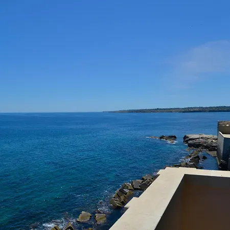 Livingston Otel Siraküza